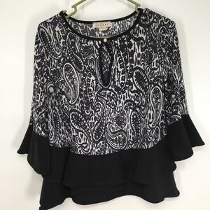 Black & White Bell Sleeve Blouse